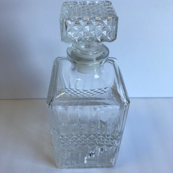 Vintage Martin's V.V.O. Scotch Decanter - Picture 7 of 16